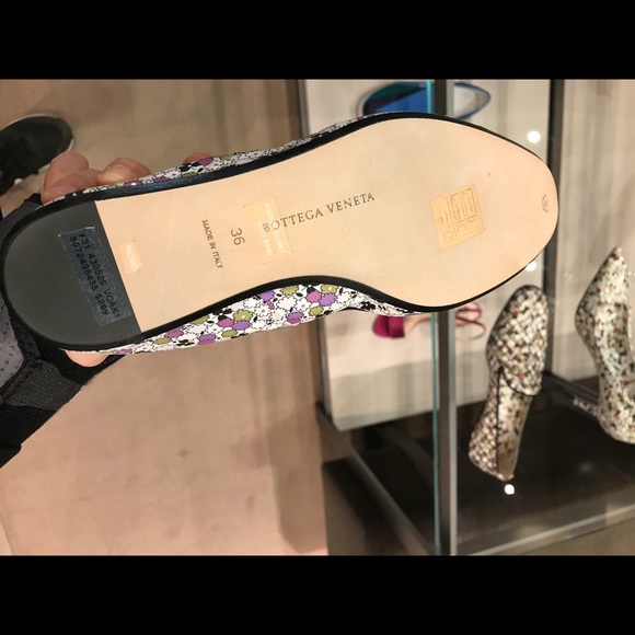 Bottega Veneta flats with bag New in box - Picture 5 of 5